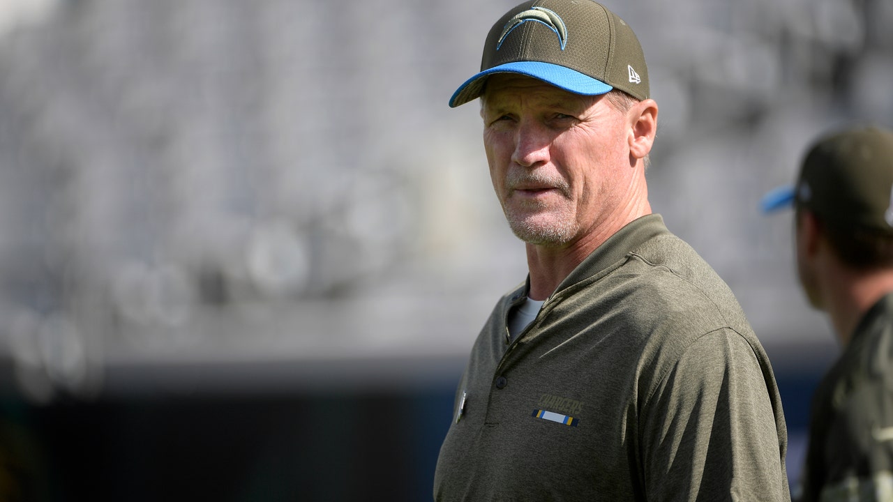 Whisenhunt fired as Chargers offensive coordinator